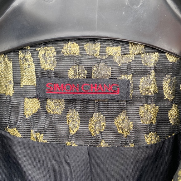 Woman'd Jacket - Picture 2 of 3